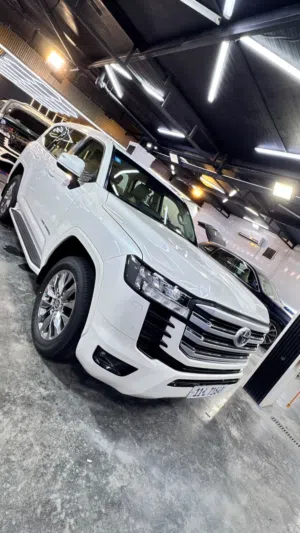 لاندكروز gxr ابيض 22 ساز