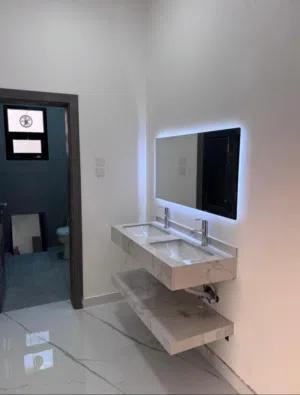 للايجار فلا