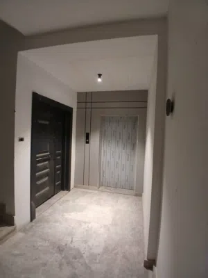 شقة للبيع الحجم الكبير نص تشطيب طرابلس الفرناج طريق الشوك