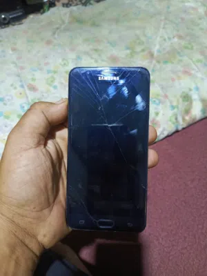 Samsung Galaxy J7 Prime 32 GB in Basra