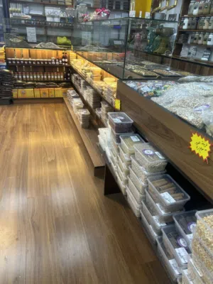 ديكور وعدة واجهزة محمص للبيع من المالك مباشره