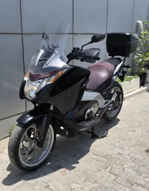 Honda Integra 750