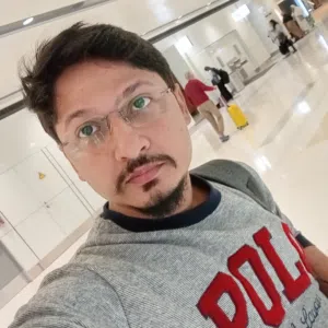 Waqar Hussain 
