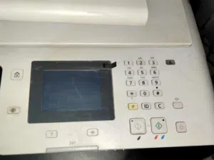 طابعة كانون ليزر اسود وابيض و ملون مستعمل