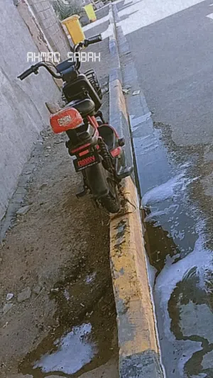 دراجه حجم 14رشحن كامله بدون نقص شغاله البطاريه بحاله جيده مع شاحنه