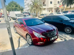 I'm selling hyundai sonata model 2013