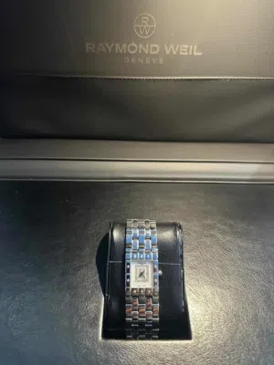 ساعة الماس أصلية من ماركة (Raymond Weil)