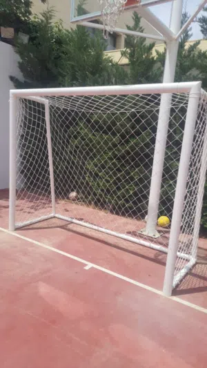 وحدات هدف لملاعب كرة القدم خماسي و سداسي