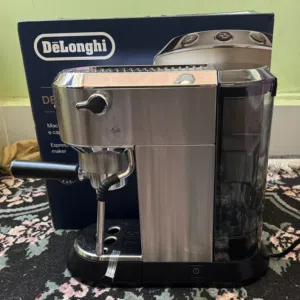 Delonghi dedica Ec885m ماكينه اسبرسو