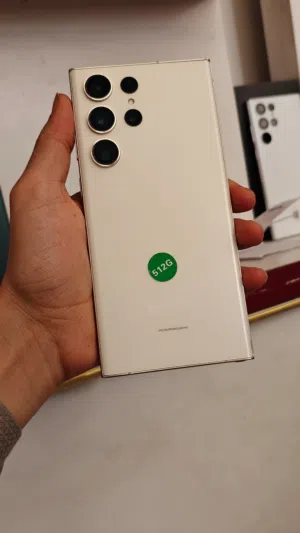 عرررررطه S23التراء 512ب1700ريال سعودي