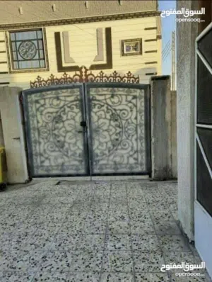 بيت للبيع في المعقل ركن 350 قرب مستشفى المواني قرب تصوير أبو رشاد خلف الشارع العام  مساحه البناء 147
