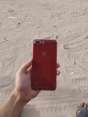 iPhone تمانية بلاس تلفونك زي يوني
