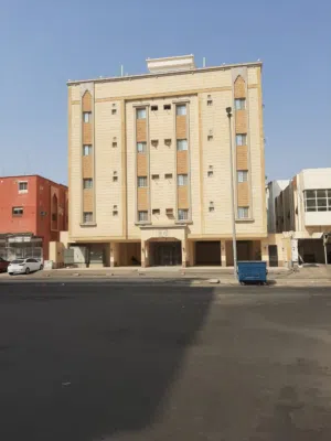 ٣ غرف نوم . غير مفروشة . سنوي4