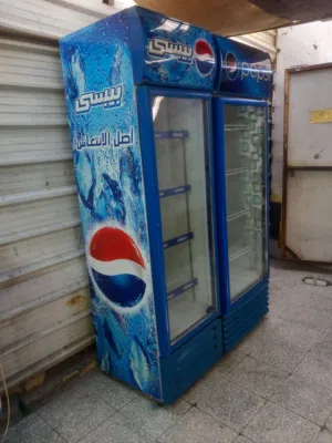 عارضات محل للبيع عدد 2