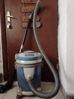 مكنسه مستعمله