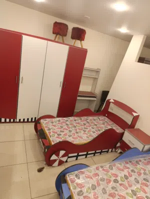 على شكل سيارة سيارات قطع حسب الطلب