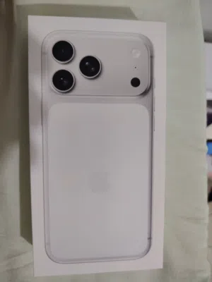 I phone 17 pro max 512, silver
