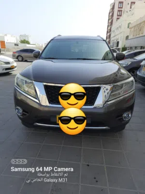 Used Nissan Pathfinder in Muscat
