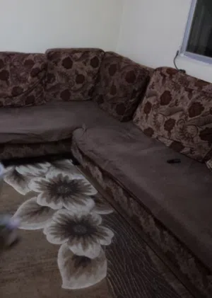 طقم كنب نضيف وثقيل