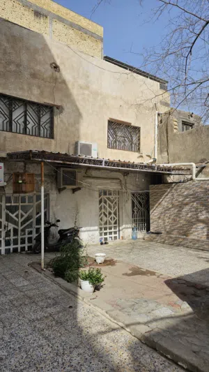 دار طابو ملك صرف للبيع في الطويسة الدار تفليش
