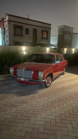 مرسيدس w115 230.4
