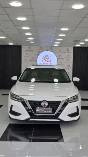NISSAN SENTRA SV 2020 تجمع بين تعتمادية اقتصادية  الراحة و الاداء
