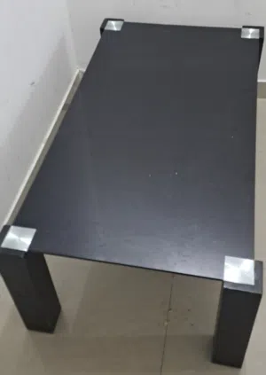 طاوله زجاج