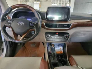 هيونداي توسان 2019 للبيع خليجي كاصد خمس عدسات