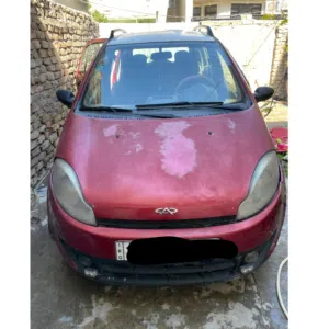 سيارة شيري للبيع نظيفه تقريبا .. بيها مجال للشراي فقط .