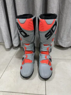 Motocross boots