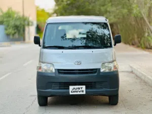 2023 Toyota Lite Ace, automatic transmission. cargo van, only 1 owner.it has a huge cargo area