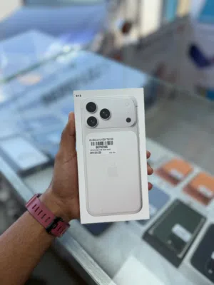 iPhone 17Promax256Gb Brand New Official phone white color