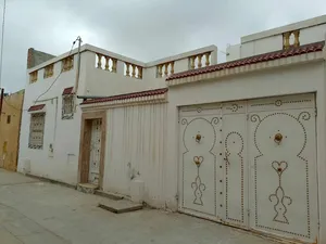 3 Bedrooms . One Bathroom . 120 m20