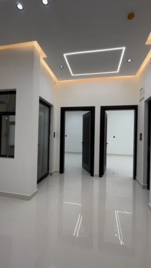 120 m2 2 Bedrooms Apartments for Rent in Basra Jaza'ir