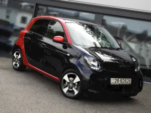 لاصحاب التميز متوفر سيارة سمارت EQ Forfour موديل 2018 ممشى قليل 75,000 كم