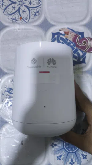 راوتر هواوي huawei optixstar k662d Ax3000 للبيع الوصف مهم مستعجل على بيعته