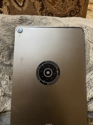 Apple iPad Air 11 256 GB in Al Sharqiya