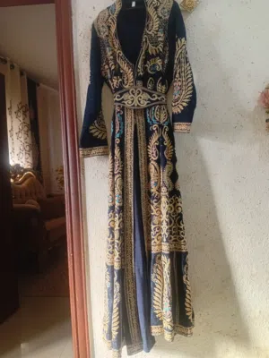 اثواب وفساتين