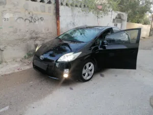 تويوتا بريوس 2010 هاتشباك أسود هايبرد مرخصة مع تجهيزات أوروبية