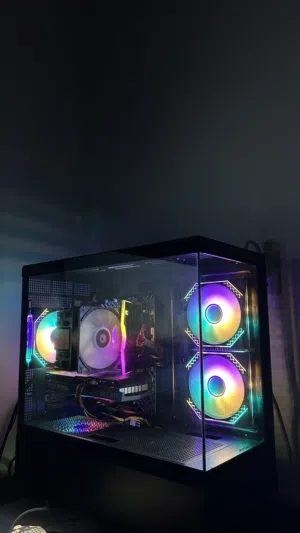 للبيع pc شبه جديد مستعمل فقط للدراسه تابع الوصف هام