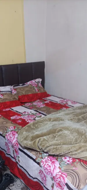 double bed with mattress for sale 10 kd cabinet 4 door 2 sliding 2 normal 10 kd
