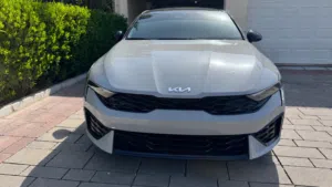 Kia k5 gt line clean title price is negotiable.