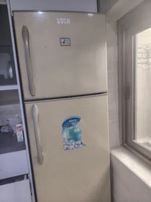 ثلاجه للبيع