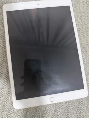 Apple iPad 8 32 GB in Muscat