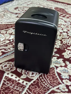 Frigidaire Mini Fridge 4L