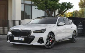 BMW i5 eDrive40 (2024)
