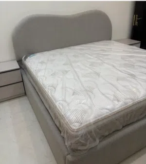 سرير مترين في مترين