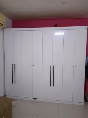 8-Door Wardrobe For Sale – Plenty Of Storage Space & Well Maintained