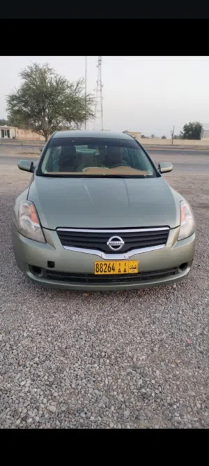 nissan Altima 2008