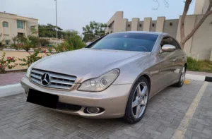 Mercedes CLS 500 2006, Japanese Spec,  Golden, 145,000 km, AED 16,500, Good Condition